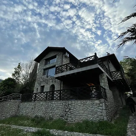 Daphne Retreat 別荘 Kernitsa