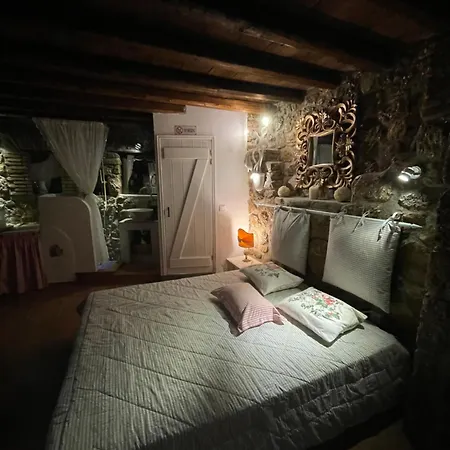 Daphne Retreat Kernitsa