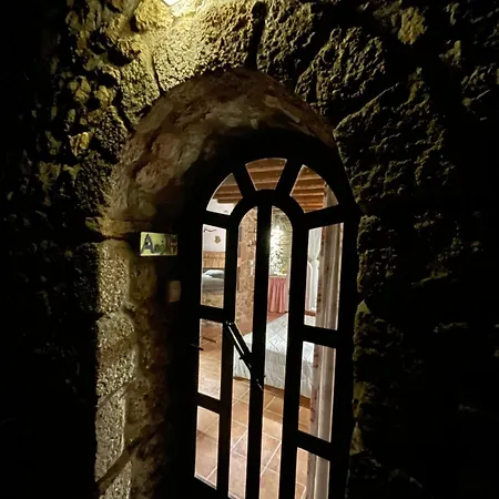 Daphne Retreat Kernitsa